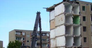 Демонтаж 5 этажного дома Мегион, цена от 3638 руб.