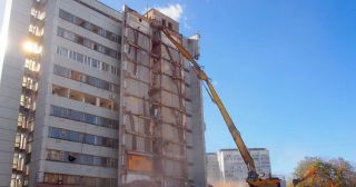 Демонтаж многоэтажного дома Мегион, цена от 3638 руб.